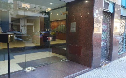 2 Ambientes, Excelente Ubicación y Estado.