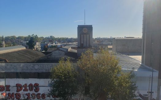 Monoambiente Divisible a Estrenar; Excelente Ubicación, Muy Luminoso, Placard